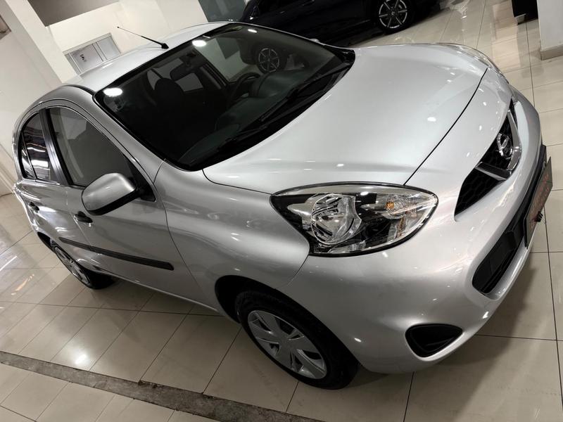 Nissan March 2015