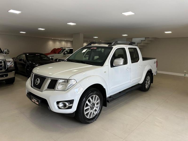 NISSAN FRONTIER SL 4X4