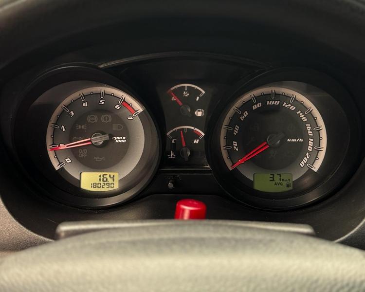 Ford Fiesta 1.0 8V Flex 5P - foto 14