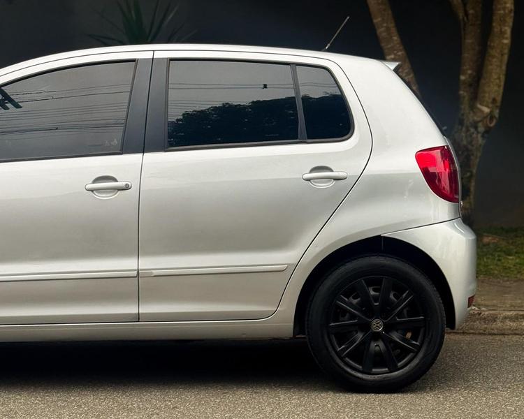 Volkswagen Fox 1.6 G2 Trend 4P - foto 2