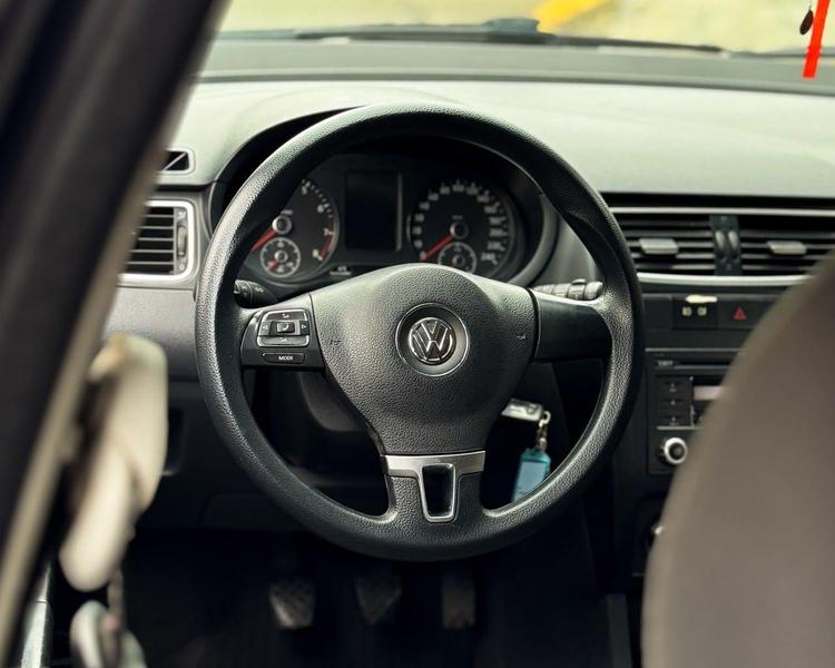 Volkswagen Fox 1.6 G2 Trend 4P - foto 12