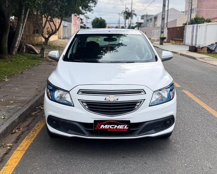 Chevrolet Onix Hatch Ls 1.0 8V Flexpower 5P Mec. - foto 7