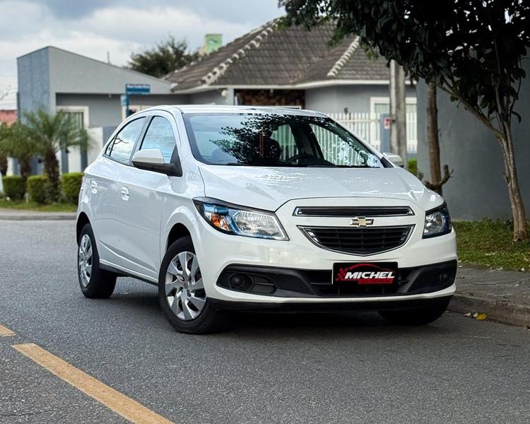 Chevrolet Onix Hatch Ls 1.0 8V Flexpower 5P Mec. - foto 20
