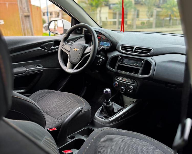 Chevrolet Onix Hatch Ls 1.0 8V Flexpower 5P Mec. - foto 10
