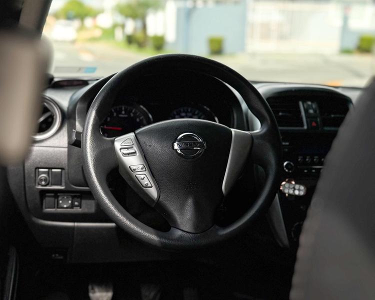 Nissan Versa 1.6 S Flex - foto 12