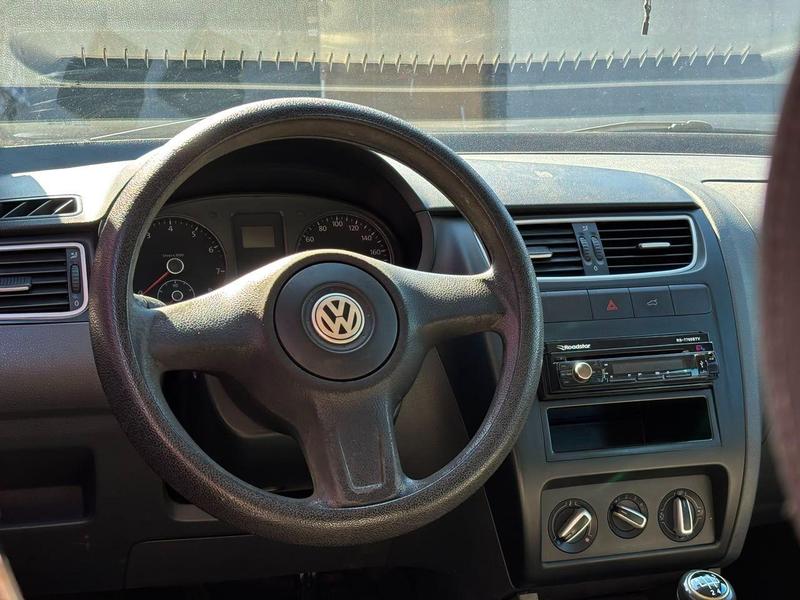 Volkswagen Fox 1.0 8V (g2) (trend) 4P - foto 20