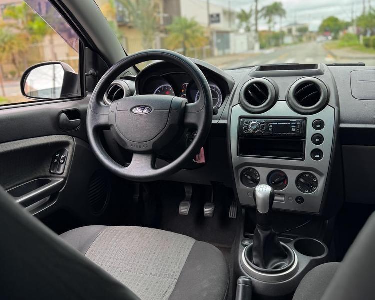 Ford Fiesta 1.6 Se Sedan 8V Flex 4P Manual - foto 11