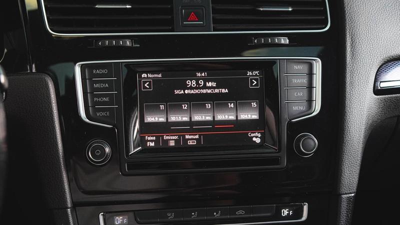 Volkswagen Golf 1.4 TSI Highline 16V Gasolina 4P Automático - foto 15