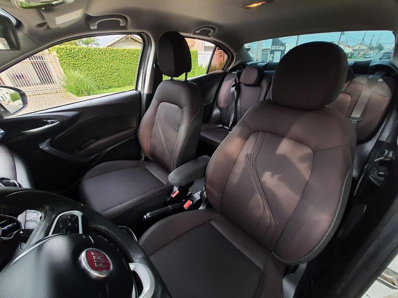 Fiat Cronos Precision 1.8 16V Flex Automático - foto 14