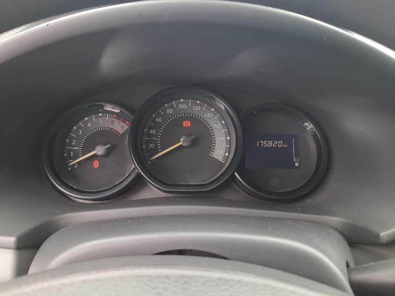 Renault Logan 1.0 Expression 16V Flex 4P Manual - foto 9