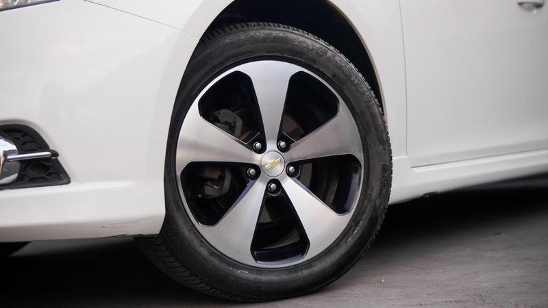 Chevrolet Cruze Hb Sport LT 1.8 16V Flexp 5P Mec - foto 6