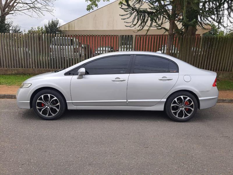 Honda Civic 1.8 Lxs 16V Flex 4P Manual - foto 6