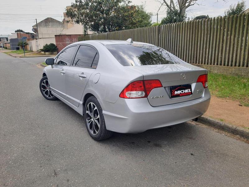 Honda Civic 1.8 Lxs 16V Flex 4P Manual - foto 4