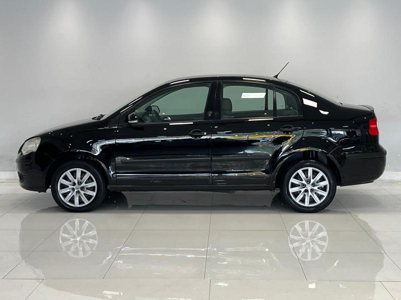 Volkswagen Polo Sedan 1.6 - foto 3