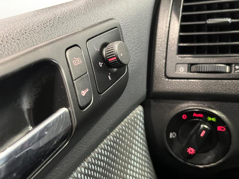Volkswagen Polo Sedan 1.6 - foto 10