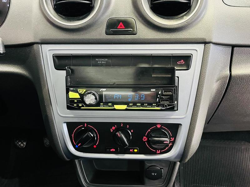 Volkswagen Saveiro Trendline 1.6 T.flex 8V - foto 11