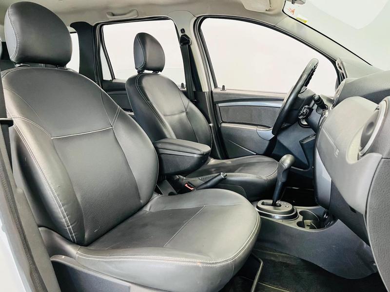 Renault Duster 2.0 D 4x2a - foto 6