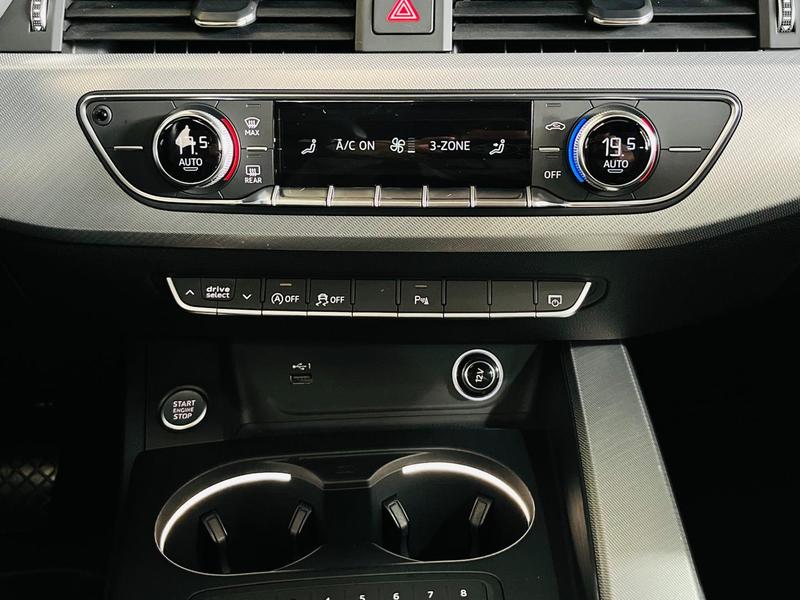 Audi A4 Av 2.0 TFSI - foto 14