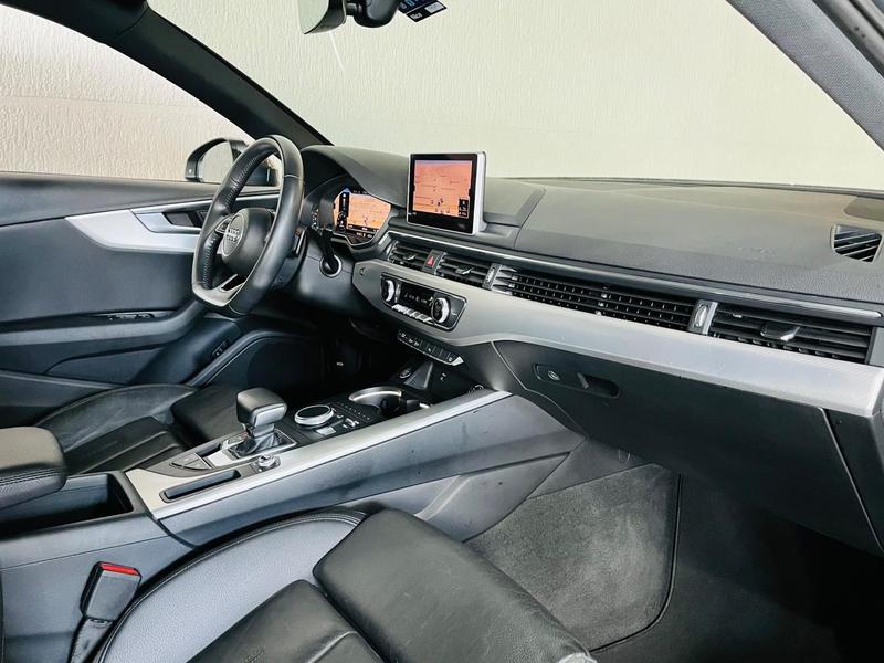 Audi A4 Av 2.0 TFSI - foto 7