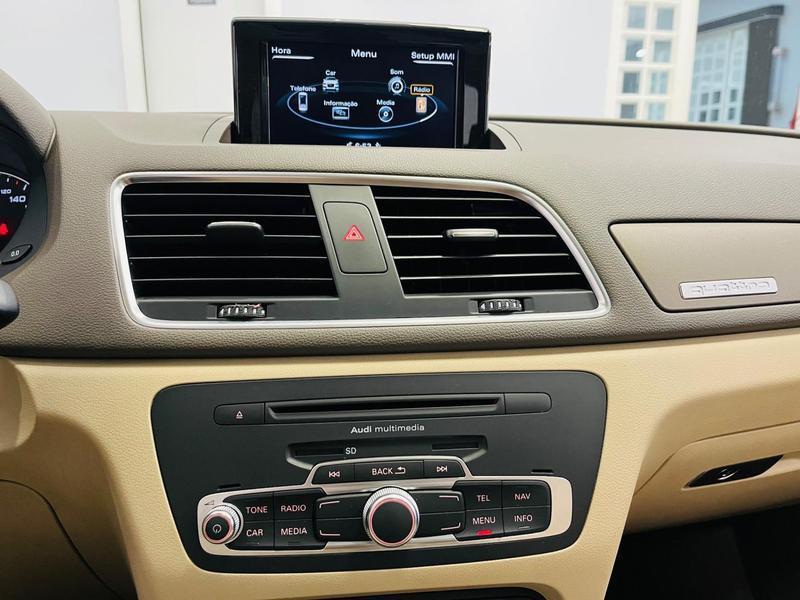 Audi Q3 2.0 TFSI - foto 15