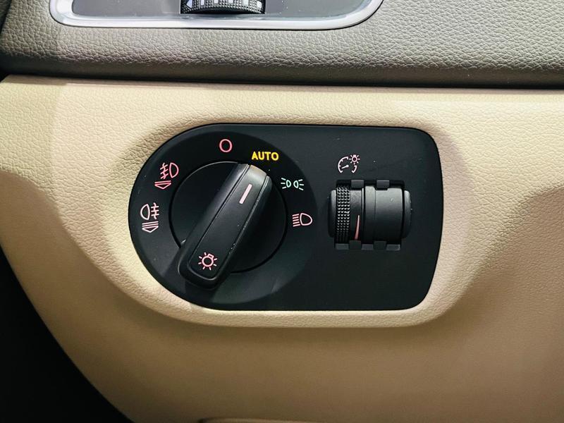 Audi Q3 2.0 TFSI - foto 19