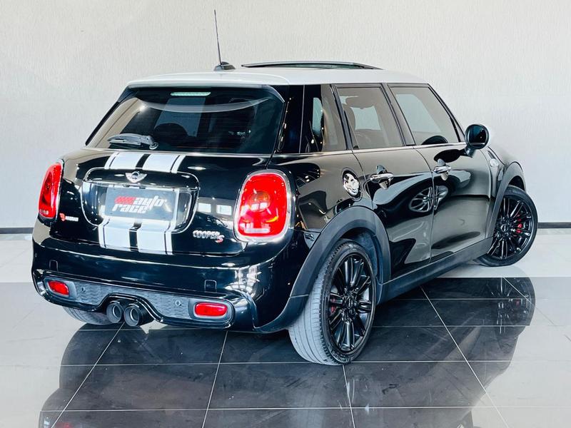 MINI Cooper S 2.0 Turbo 16V 5P Aut. - foto 6
