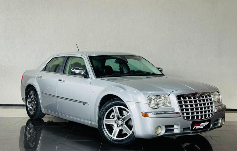 Chrysler 300C V6 - foto 2
