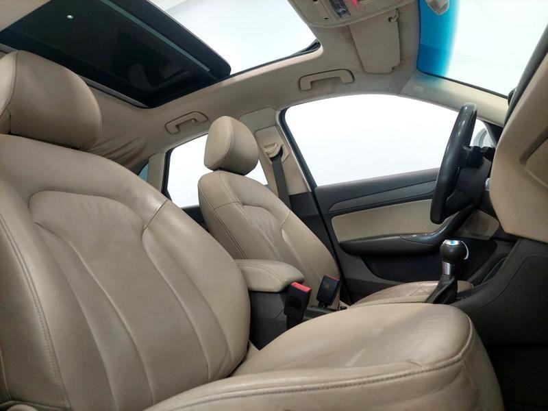 Audi Q3 2.0 TFSI - foto 10