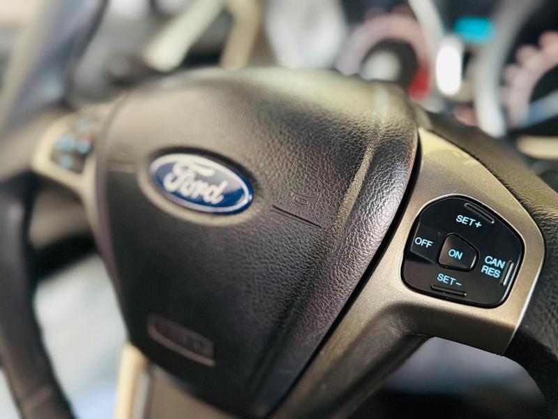 Ford EcoSport Tit At 2.0 - foto 11