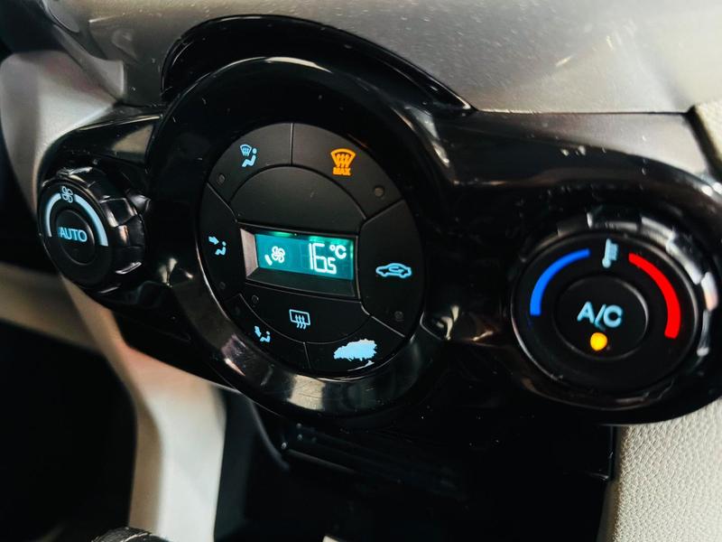 Ford EcoSport Tit At 2.0 - foto 12