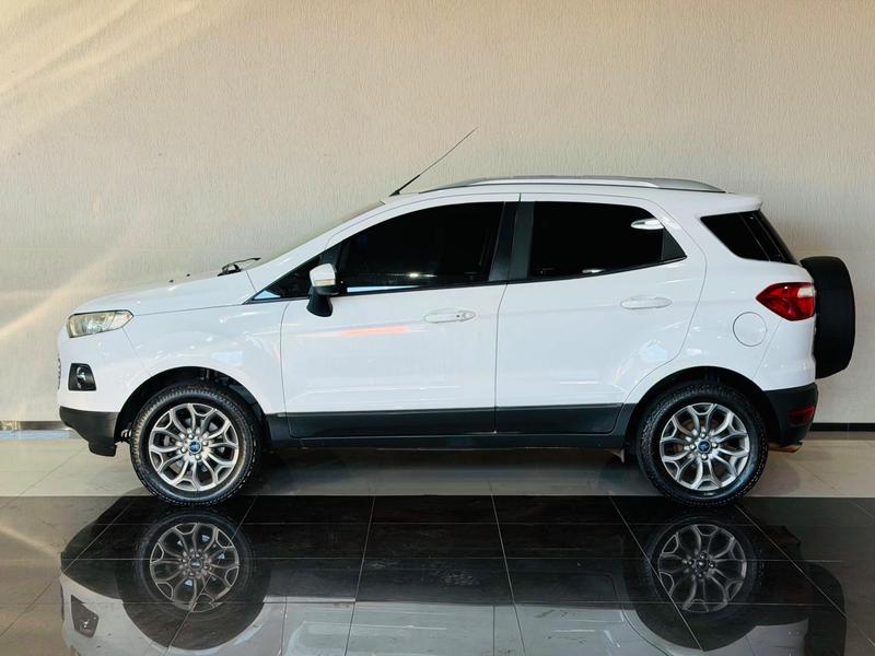 Ford EcoSport Tit At 2.0 - foto 3