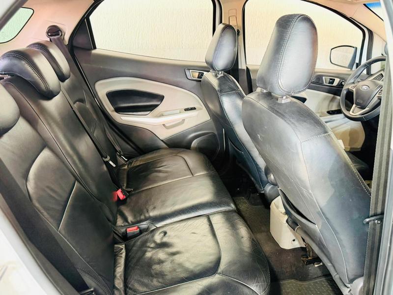 Ford EcoSport Tit At 2.0 - foto 7