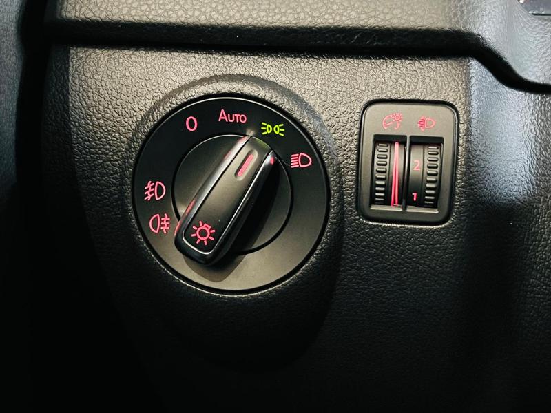 Volkswagen Tiguan 2.0 TSI - foto 17