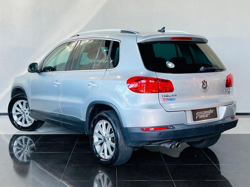 Volkswagen Tiguan 2.0 TSI - foto 5