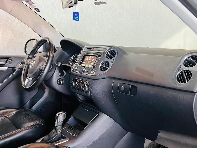 Volkswagen Tiguan 2.0 TSI - foto 7
