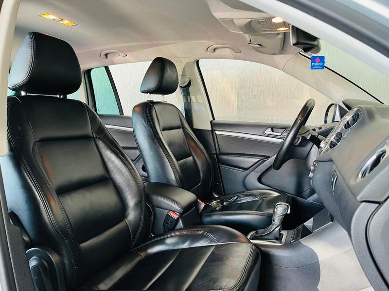 Volkswagen Tiguan 2.0 TSI - foto 8