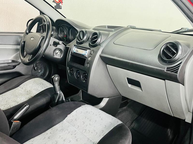 Ford Fiesta 1.6 8V Flex Class 1.6 8V Flex 5P - foto 4