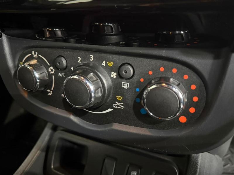 Renault Duster 2.0 D 4X2 Automático - foto 12