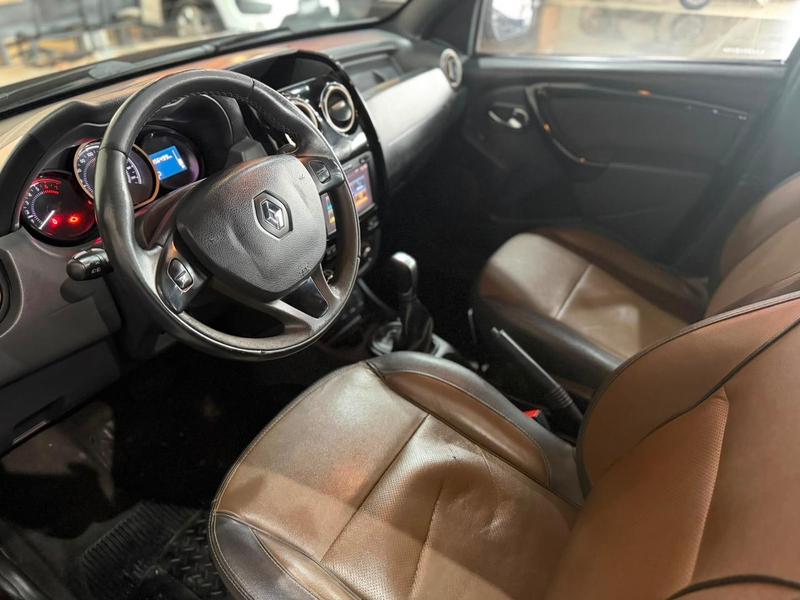 Renault Duster 2.0 D 4X2 Automático - foto 7