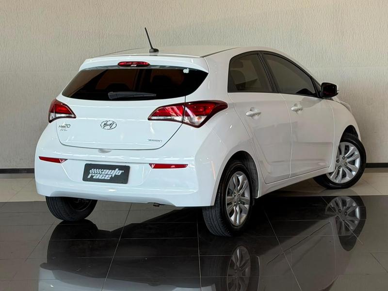 Hyundai HB20 1.6 Comfort Plus Automático (flex) - foto 6