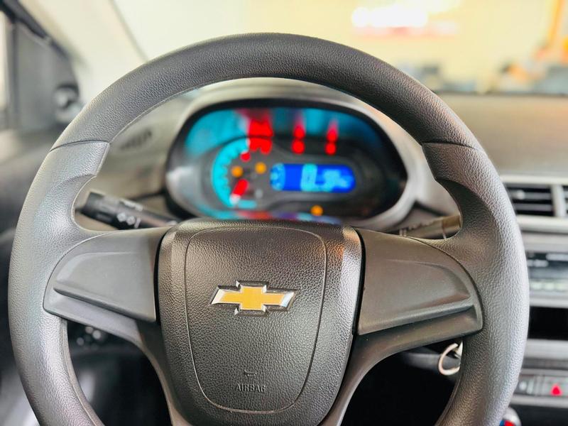 Chevrolet Onix 1.0mt LT - foto 14