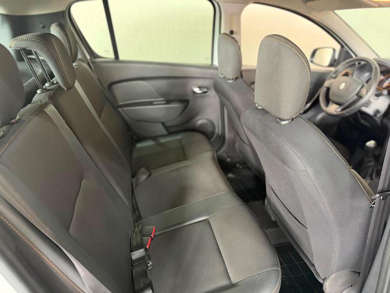 Renault Sandero Stepway Hi Power 1.6 8V 5P - foto 8