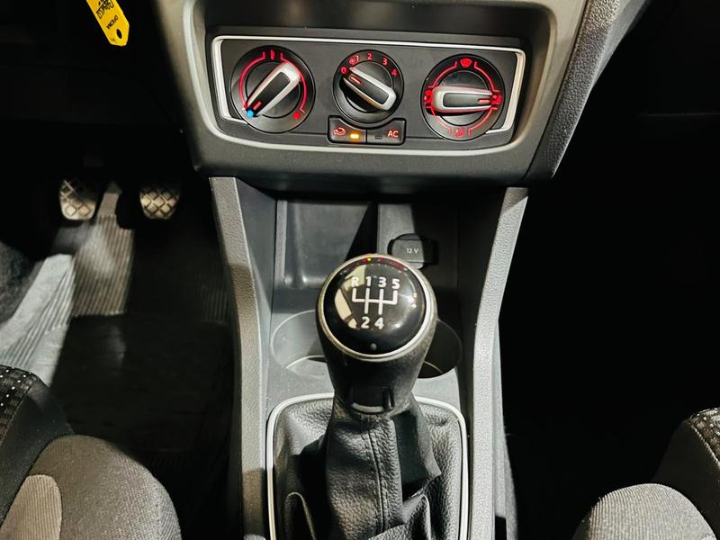 Volkswagen Fox Connect Mb - foto 10