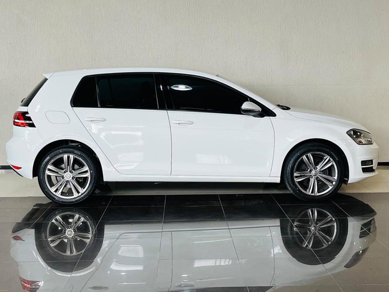 Volkswagen Golf Highline 1.4 TSI 140cv Aut. - foto 4