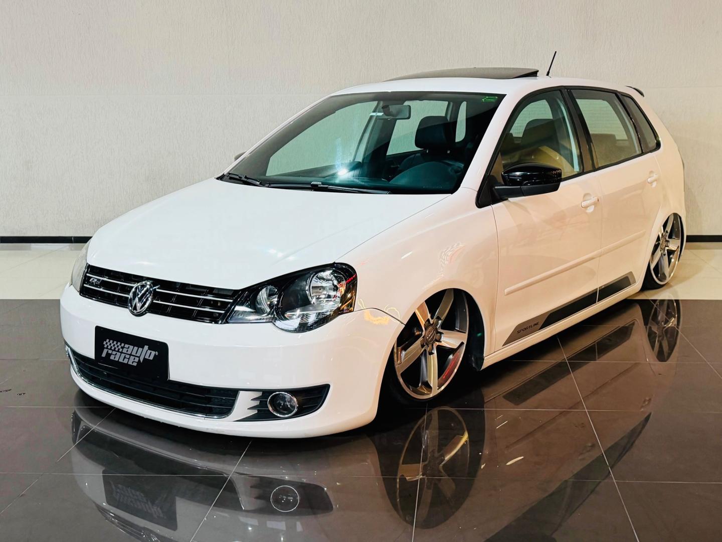 VOLKSWAGEN POLO 1.6 SPORTLINE