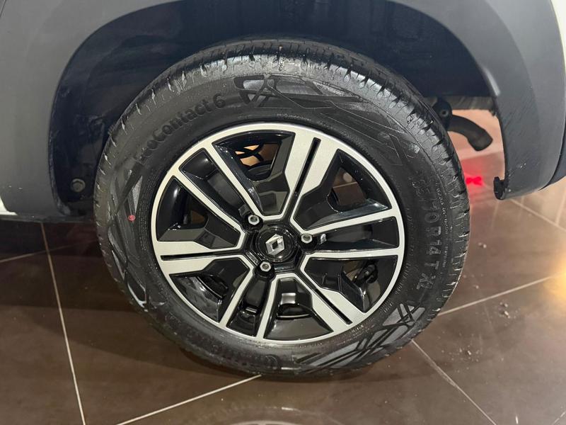 Renault Kwid Outsider 1.0 Flex 12V 5P Mec. - foto 14