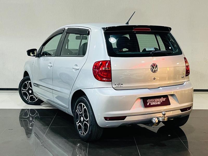 Volkswagen Fox Prime Higli. 1.6 Total Flex 8V 5P - foto 5
