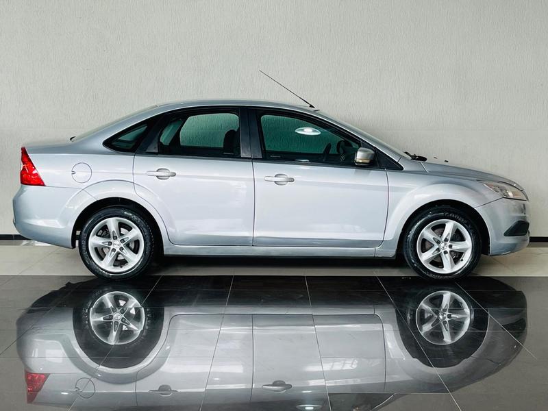 Ford Focus 2.0l Fc - foto 4