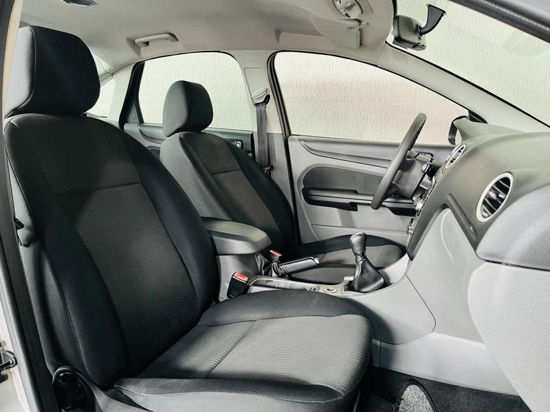 Ford Focus 2.0l Fc - foto 8