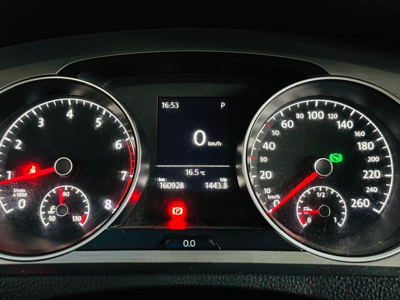 Volkswagen Golf Comfortline Ac - foto 13